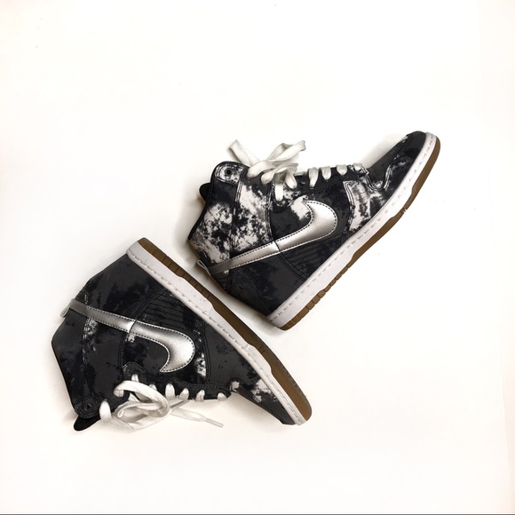 Nike Shoes - Women’s dunk sky hi print sneakers